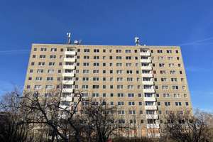 Wohnanlage mit Entwicklungspotenzial | 121 Einheiten | ideal für Student Housing / Servicewohnen / W – Die vollständige Adresse der Immobilie erhältst du vom Anbieter., 6132 Silberhöhe, Halle (Saale) – Vorschaubild 1