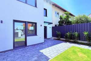 ... AIGNER - Zukunft trifft Komfort: Energieeffizientes RMH mit viel Raum und zentrumsnah ... – Röntgenstraße 10, 84513 Töging am Inn – Vorschaubild 2