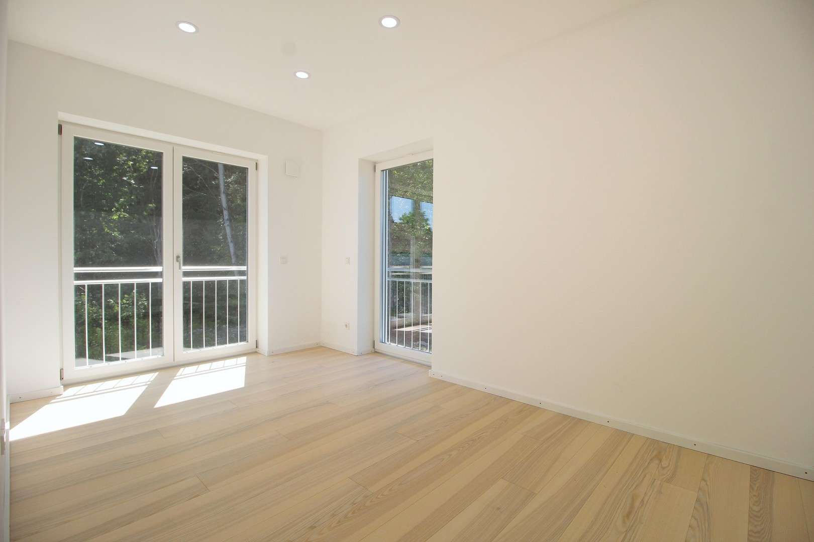 Immobilie in Außernzell - 2 Jahre altes Niedrigenergie Traumhaus am Waldrand - Smart-Home! - Bild 7