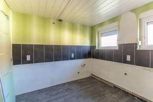 Zweifamilienhaus mit Potenzial auf großem Grundstück in Haverlah – Die vollständige Adresse der Immobilie erhältst du vom Anbieter., 38275 Haverlah – Vorschaubild 9