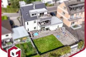Investment gesucht? Umfassend saniertes 3-Familienhaus mit Garten, Balkonen, Garagen und Aufzug – Die vollständige Adresse der Immobilie erhältst du vom Anbieter., 53937 Schleiden – Vorschaubild 1