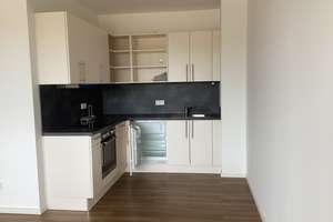 helle 2-Zimmer-Wohnung an der Spree – Fließstraße 9, 12439 Niederschöneweide, Berlin – Vorschaubild 1