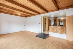 Familienfreundliche Doppelhaushälfte in beliebter Wohnlage (Borby) mit Kaminofen & Garage – Die vollständige Adresse der Immobilie erhältst du vom Anbieter., 24340 Eckernförde – Vorschaubild 2