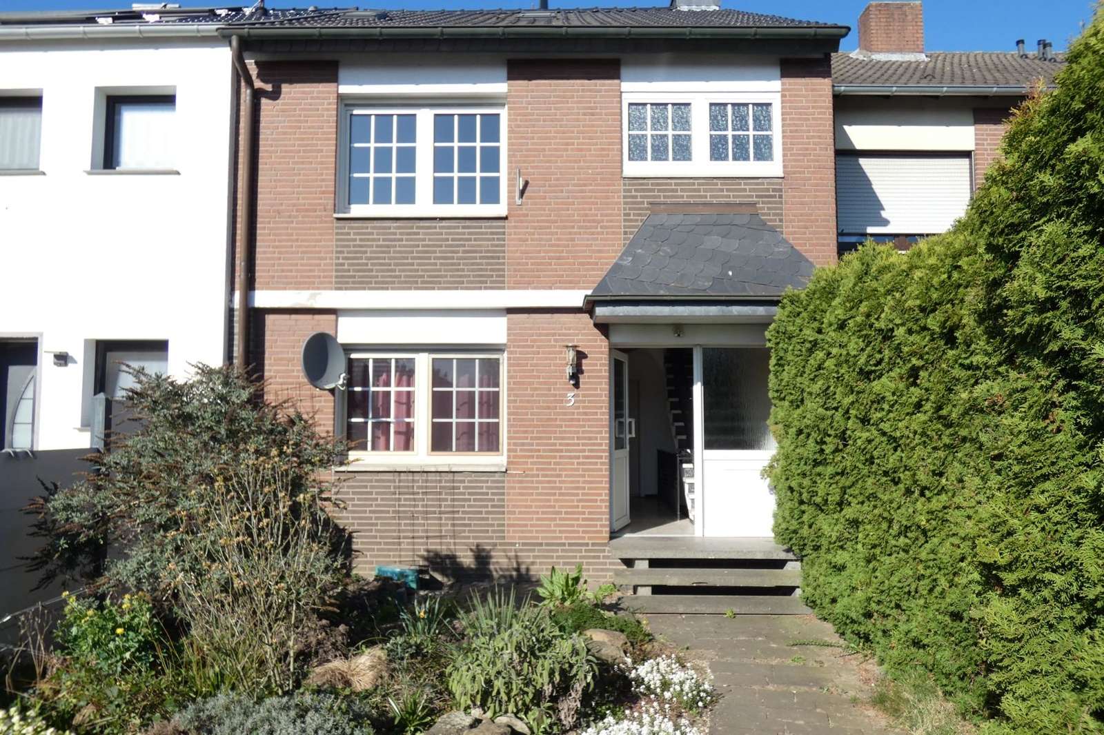 Immobilie in Issum - Gelegenheit in Issum: Saniertes 1-2 Familienhaus, flexibel nutzbar mit Garage, Keller u. Garten - Bild 3