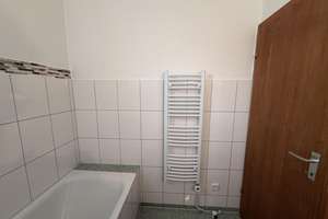 Frisch renovierte Wohnung im Zweifamilienhaus mit Garten direkt an der Regattabahn in DU-Wedau – Rüsternstr 9, 47279 Wedau, Duisburg – Vorschaubild 15