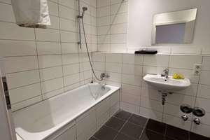 [LIS-10490] WG geeignete 3 Zimmer-Studentenwohnung inkl. Küche neben dem Rhein-Center! – Ostlandstr. 38a, 50858 Weiden, Köln – Vorschaubild 7
