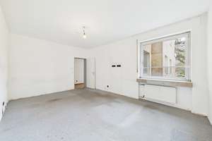 Optimale Grundrissstruktur im renovierungsbedürftigen 4-Zimmer-Wohntraum im beliebten D-Düsseltal – Die vollständige Adresse der Immobilie erhältst du vom Anbieter., 40237 Düsseltal, Düsseldorf – Vorschaubild 17