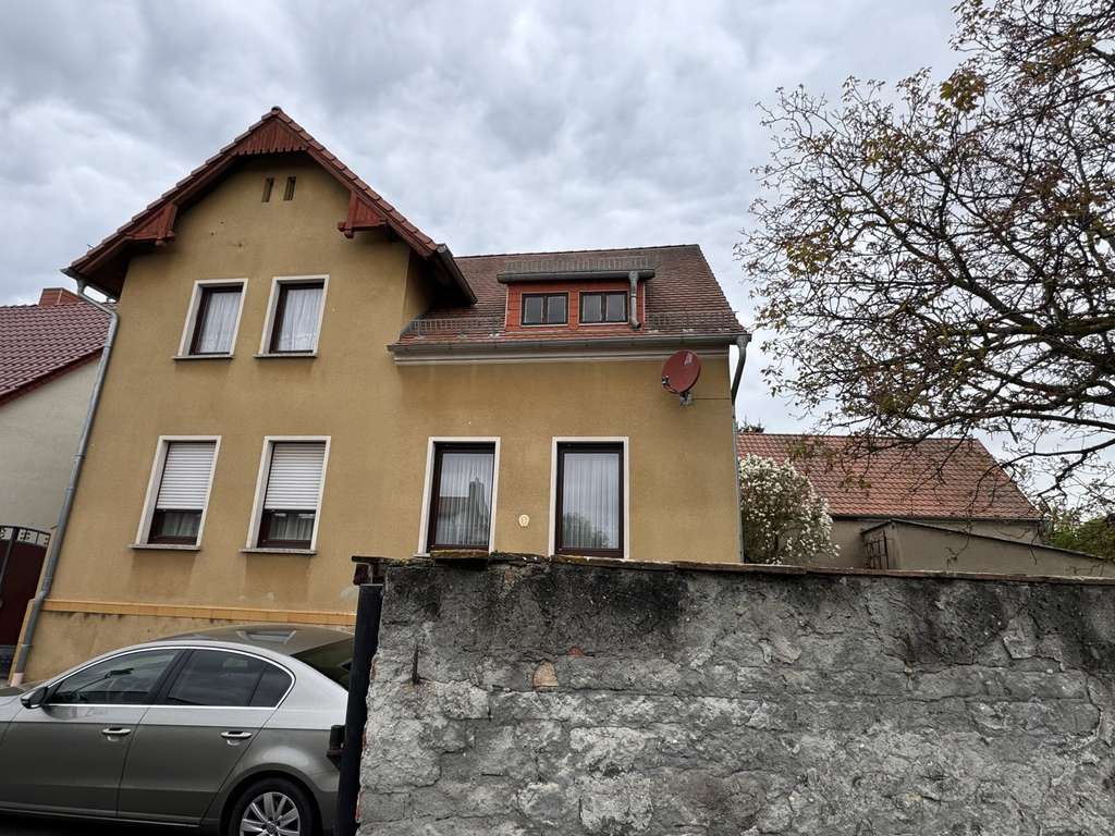 Immobilie in Gommern - Einfamilienhaus mit vollausgestatteter Werkstatt in Gommern - Bild 2