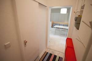 Urban Living in Prenzlauer Berg – möblierte Altbauwohnung mit Charme – Die vollständige Adresse der Immobilie erhältst du vom Anbieter., 10435 Prenzlauer Berg, Berlin – Vorschaubild 3
