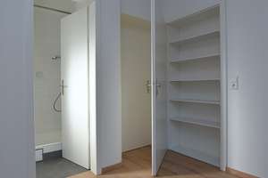 Sonnige, großzügige 4-Zimmer Wohnung in Stuttgart Uhlbach – Die vollständige Adresse der Immobilie erhältst du vom Anbieter., 70329 Uhlbach, Stuttgart – Vorschaubild 19
