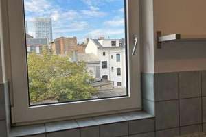 2-Zimmer-Dachwohnung in Mainz-Zentrum – Die vollständige Adresse der Immobilie erhältst du vom Anbieter., 55116 Altstadt, Mainz – Vorschaubild 2