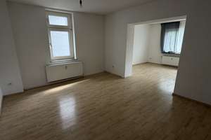 3 Zimmer in der 1. Etage, Pluto Str. 118