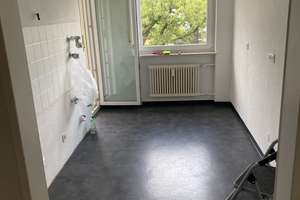 Wohnen mit Charakter: 3-Zimmer-Wohnung in Karlsruhe-Daxlanden – Rheinhafenstr. 86, 76189 Daxlanden, Karlsruhe – Vorschaubild 13