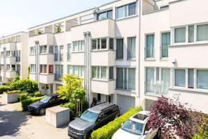 Wohnen an der Rummelsburger Bucht: Exklusives Familien-Townhouse mit Garten und Dachterrasse – Die vollständige Adresse der Immobilie erhältst du vom Anbieter., 10317 Rummelsburg, Berlin – Vorschaubild 2