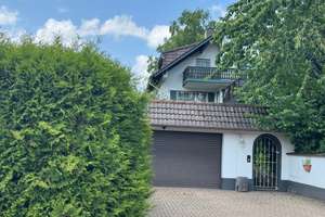 !PROVISIONSFREI! Wohlfühl-Domizil: Familienhaus in Staufenberg-Spiekershausen (5 Zi/188 m², Balkone/ – Die vollständige Adresse der Immobilie erhältst du vom Anbieter., 34355 Staufenberg – Vorschaubild 2