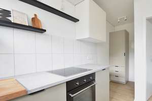 Ohligs, Nähe HBF, Altbau, DG, 63 m², 3 Zimmer, KDB, renoviert, EBK, teilmöbliert möglich. – Die vollständige Adresse der Immobilie erhältst du vom Anbieter., 42697 Ohligs/Aufderhöhe/Merscheid, Solingen – Vorschaubild 8