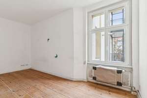 Create your Mitte-Home: unsaniertes Apartment im modernisierten Altbau-Ensemble. – Die vollständige Adresse der Immobilie erhältst du vom Anbieter., 10115 Mitte (Ortsteil), Berlin – Vorschaubild 3