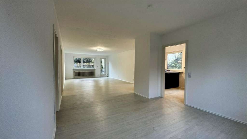 Immobilie in Weil am Rhein - Helle Souterraineinheit mit Terrasse, flexibler Raumgestaltung und sofortiger Bezugsfreiheit - Bild 4