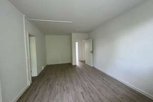 4-Zimmer-Wohnung bequem mit Dusche – Yorckstraße 32b, 9130 Yorckgebiet, Chemnitz – Vorschaubild 9