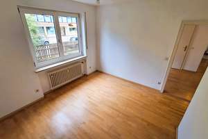 Seltene Gartenwohnung mit Hausgefühl: 4,5 Zimmer, Terrasse, Hobbyraum und Garage – Klagenfurter Str. 12, 81669 Ramersdorf, München – Vorschaubild 13