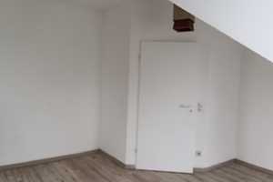 schöne 2-Raum-Dachgeschosswohnung in Bielefeld-Stieghorst – Gumbinner Str. 30, 33605 Bielefeld – Vorschaubild 4