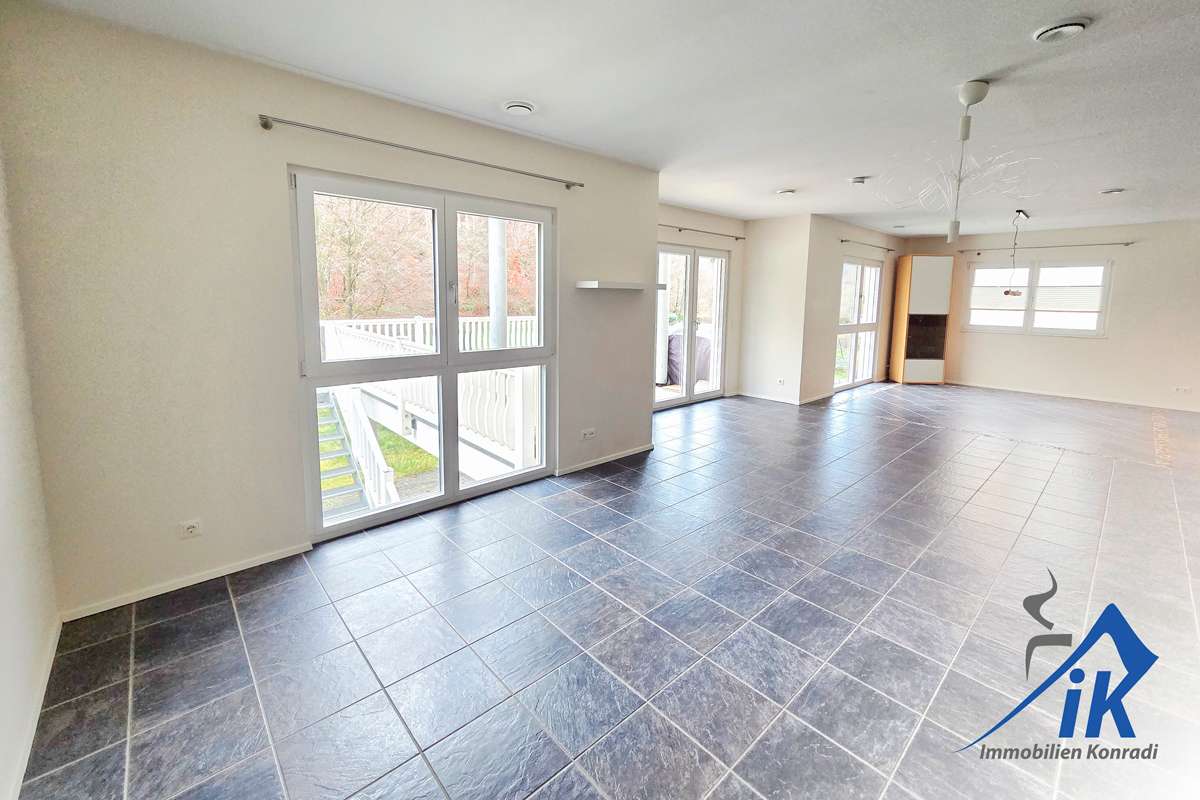 Immobilie in Wiesbach - IK | Wiesbach: Großzügiges Einfamilienhaus mit großem Grundstück und möglicher Einliegerwohnung - Bild 11