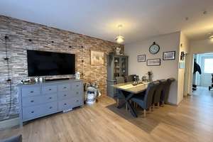 Reihenmittelhaus in guter Lage von Friedberg! – Die vollständige Adresse der Immobilie erhältst du vom Anbieter., 61169 Friedberg (Hessen) – Vorschaubild 2