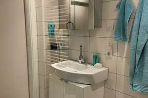 Alpiner Charme in exklusiv möblierter, voll ausgestatteter 2-Zimmer-Wohnung am Weidenauer Giersberg – Die vollständige Adresse der Immobilie erhältst du vom Anbieter., 57076 Weidenau, Siegen – Vorschaubild 12