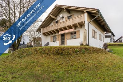 Großzügiges Einfamilienhaus in Liebhaberrandlage in Salzweg