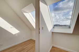°°Erstbezug nach SANIERUNG: Sonnig DG-WOHNUNG mit Weitblick im Szenekiez – sofort BEZUGSFREI! – Prenzlauer Allee 175a, 10439 Berlin – Vorschaubild 4