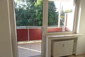 Schöne,helle WZ, Schlafzi+  große Küche +  Bad + Diele + Balkon /Renoviert – Die vollständige Adresse der Immobilie erhältst du vom Anbieter., 42107 Elberfeld, Wuppertal – Vorschaubild 6