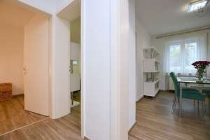 Wunderschöne und modern möblierte Wohnung mit Balkon im beliebten Stuttgarter Westen – Die vollständige Adresse der Immobilie erhältst du vom Anbieter., 70193 Vogelsang, Stuttgart – Vorschaubild 24