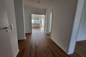 Erstbezug nach Sanierung! Helle 2-Zimmer-Wohnung mit Balkon & inkl. Stellplatz in Bonn-Duisdorf – Die vollständige Adresse der Immobilie erhältst du vom Anbieter., 53123 Duisdorf, Bonn – Vorschaubild 11