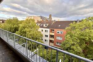 Agnesviertel Dachterrassen Appartement, teilmöbliert inkl. Küche, frisch renoviert