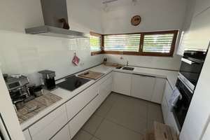 GRUNEWALD: LUXUS VILLA: 240 m² Wohnen sowie 350 m² GARTEN per 01.10.26 zu VERMIETEN (mind. 3 Jahre) – Die vollständige Adresse der Immobilie erhältst du vom Anbieter., 14193 Grunewald, Berlin – Vorschaubild 15
