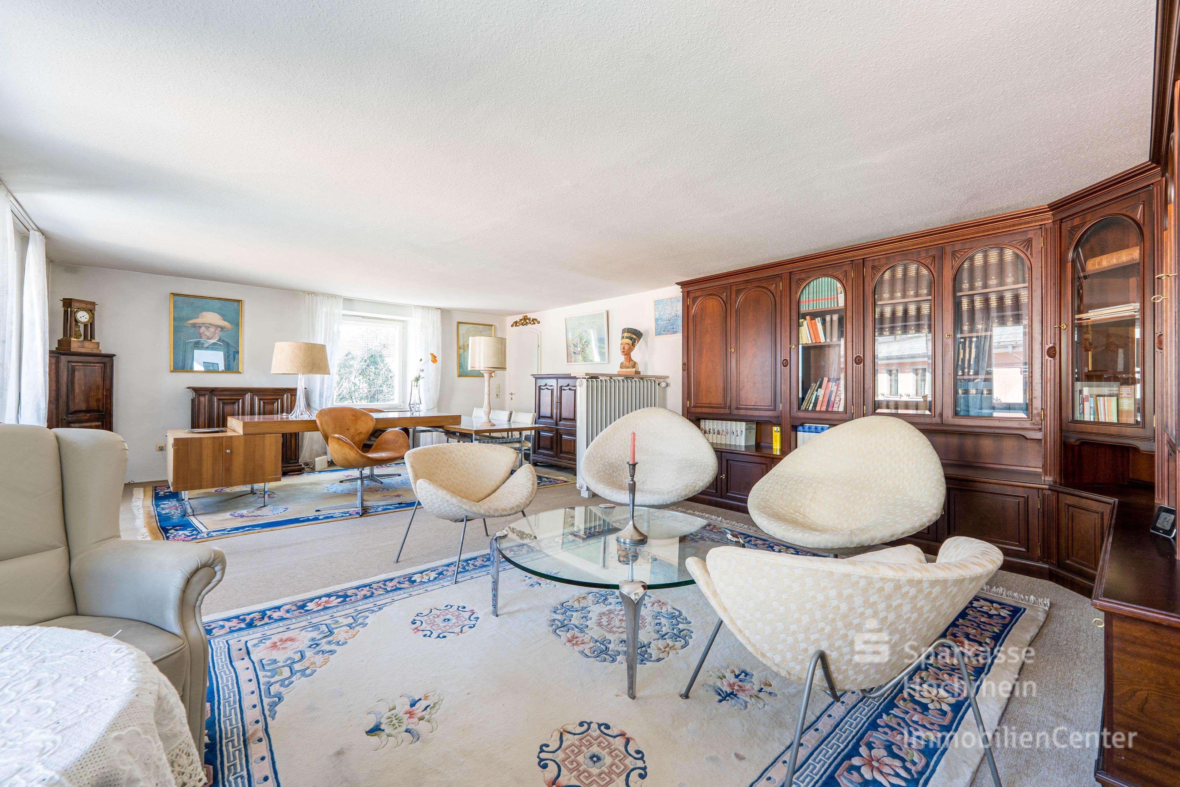 Immobilie in Görwihl - Ein-/Zweifamilienhaus mit Villencharakter und pflegeleichter Außenanlage - Bild 5