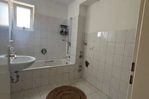 Neustart in der Neustadt - 3-Zimmerwohnung mit Balkon & EBK! – Barbarossaring 25, 55118 Neustadt, Mainz – Vorschaubild 9
