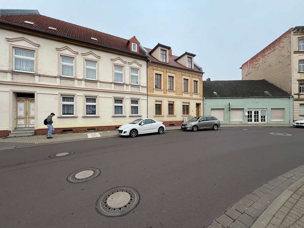 Immobilie in Burg - Mehrfamilienhaus mit Perspektive – Wohnen, Vermieten oder Investieren nahe Magdeburg & Berlin - Bild 2