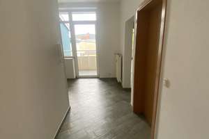 3-Zimmer-Wohnung mit Balkon, Laminat, Einbauküche und Wannenbad – Patriotischer Weg 132, 18057 Kröpeliner-Tor-Vorstadt, Rostock – Vorschaubild 6