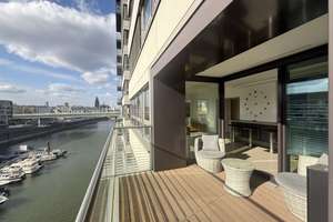 Kranhaus, hochwertig ausgestattete 2-Zimmer-Wohnung mit zwei Bädern und Balkonen sowie Stellplatz – Im Zollhafen 12, 50678 Altstadt/Süd, Köln – Vorschaubild 15