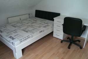Geschmackvolle DG-Wohnung in TOP-LAGE mit drei Räumen und EBK in Karlsruhe – Pforzheimer Straße 20, 76227 Durlach, Karlsruhe – Vorschaubild 9