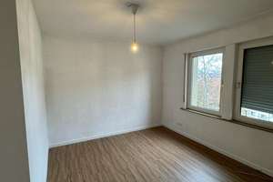 3 Zimmer Wohnung komplett neu saniert mit Gartenbenutzung ! – Libanonstr 74, 70184 Gablenberg, Stuttgart – Vorschaubild 4