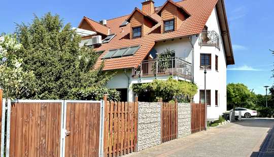 Bild von Gepflegtes Mehrfamilienhaus in Ginsheim - Investieren, einziehen und / oder vermieten