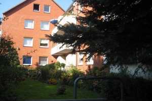 Schöne 2,5-Zimmer-Wohnung mit Balkon im Erdgeschoss – Damaschkestr. 8, 23560 Lübeck – Vorschaubild 2