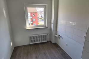 Wohnen heute heißt Vonovia - renovierte Wohnung mit XXL-Balkon in Hörde – Phönixstr. 22, 44263 Hörde (Ortsteil), Dortmund – Vorschaubild 7