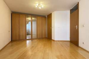Großzügige 3,5-Zimmer Dachgeschosswohnung mit Sauna und Garage – Die vollständige Adresse der Immobilie erhältst du vom Anbieter., 74081 Horkheim, Heilbronn – Vorschaubild 15