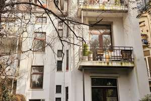 Charmantes 4-Parteienhaus mit historischem Altbauflair und möglicher Eigennutzung einer Einheit – Die vollständige Adresse der Immobilie erhältst du vom Anbieter., 53111 Bonn-Castell, Bonn – Vorschaubild 2