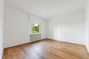 +++ Am Waldrand - Hochparterre-Etage im 2-FH mit Eigentümer - frisch renoviert - inkl. neuer EBK +++ – Mitterhoferstraße 14, 70435 Zuffenhausen-Am Stadtpark, Stuttgart – Vorschaubild 5
