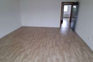 Seltenes Fundstück!  3-Zi-Whg., 85m² mit ausbaufähigem Dachgeschoss (45m²) und Sonnenbalkon – 42651 Solingen-Mitte, Solingen – Vorschaubild 2