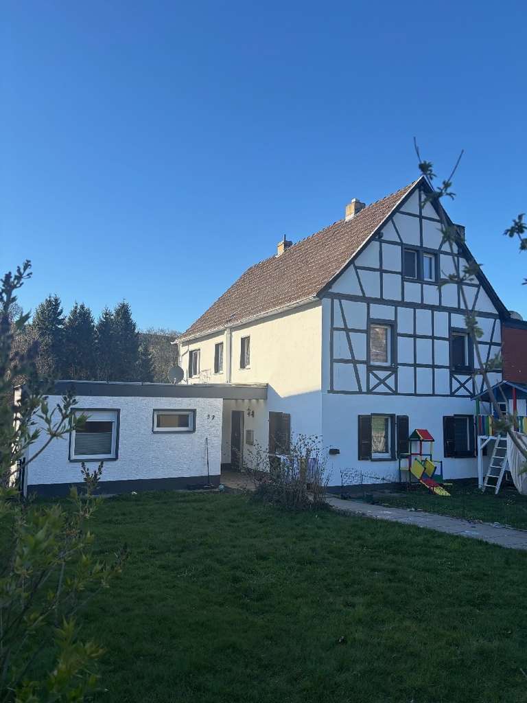 Immobilie in Bad Münstereifel - Zweifamilienhaus - besondere Gelegenheit! - Bild 0